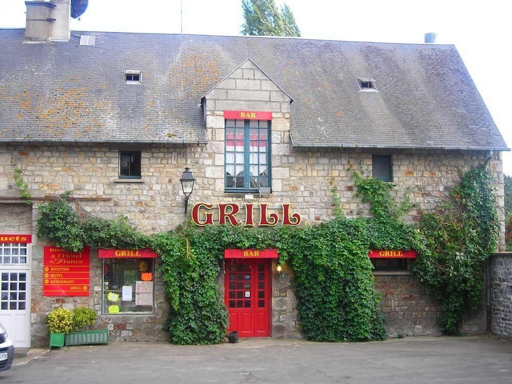 Hotel De France Pontorson Exterior photo
