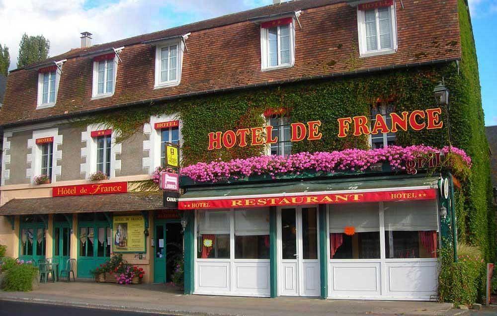 Hotel De France Pontorson Exterior photo